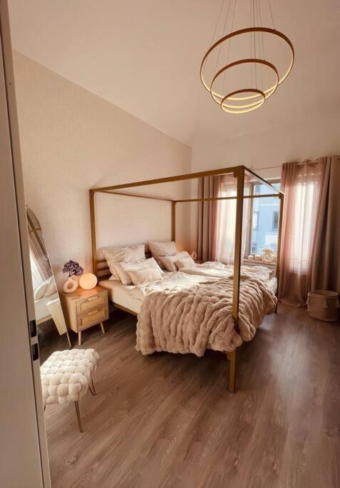 Amalfi Home - Stylish Apartment With Terrace Schönefeld Eksteriør billede